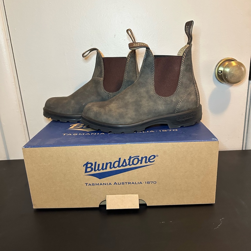 Blundstone Classic Chelsea Boots